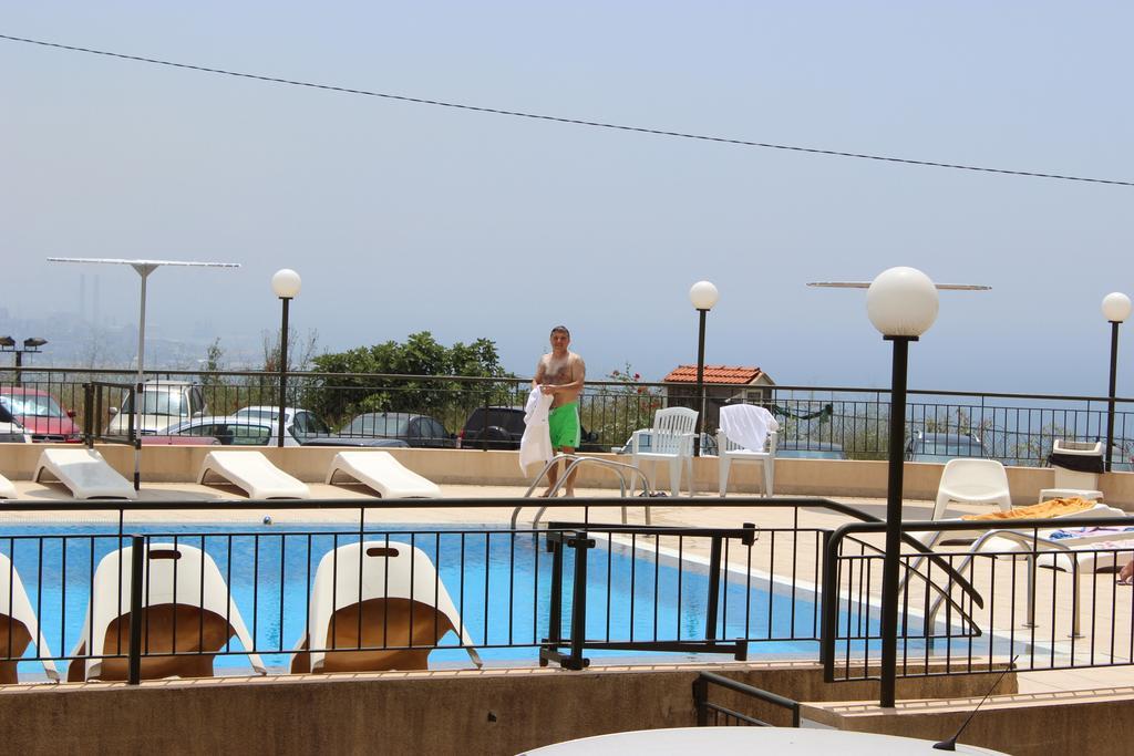 Adma Blue Screen Jounieh Oda fotoğraf
