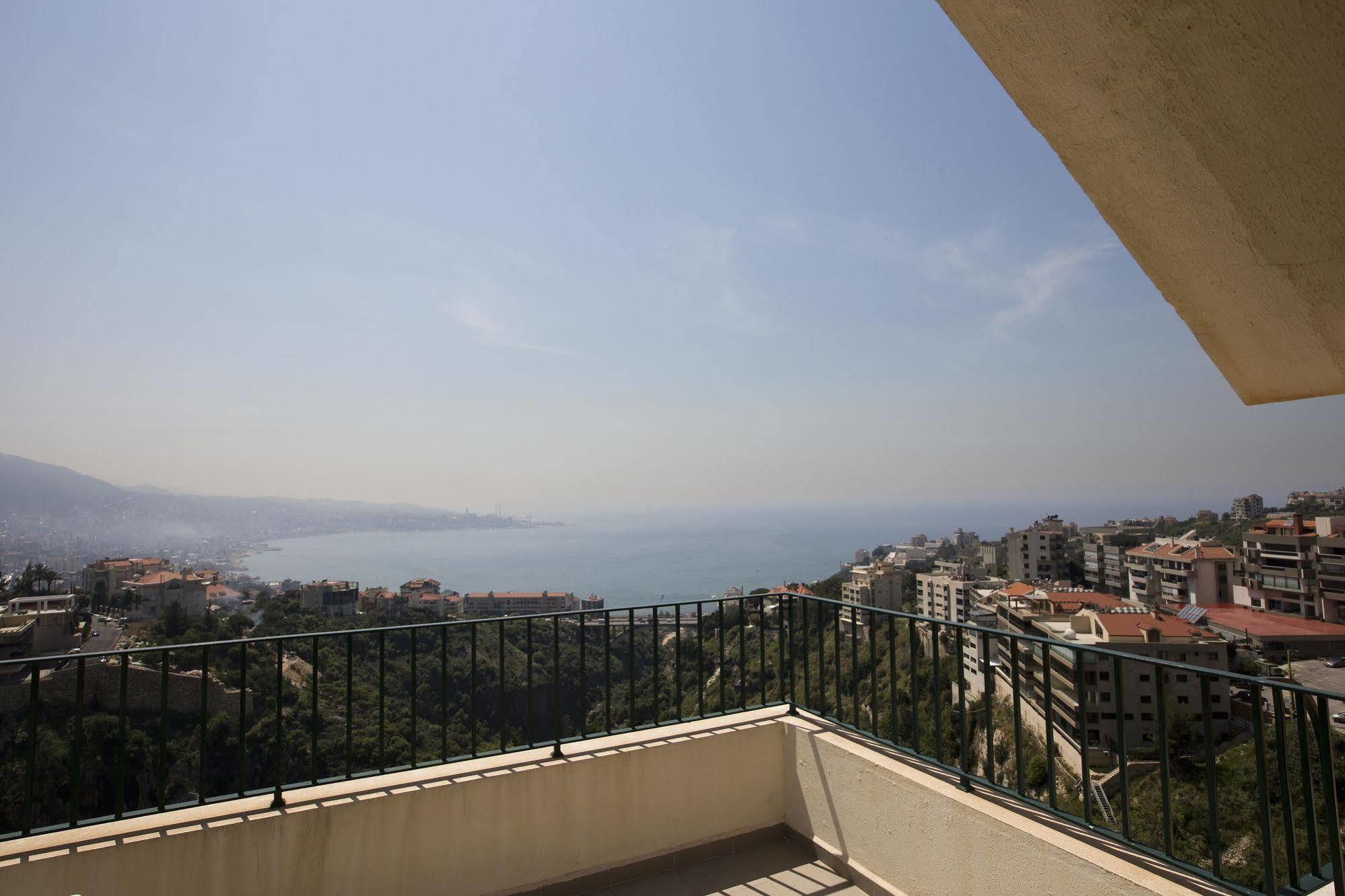 Adma Blue Screen Jounieh Dış mekan fotoğraf